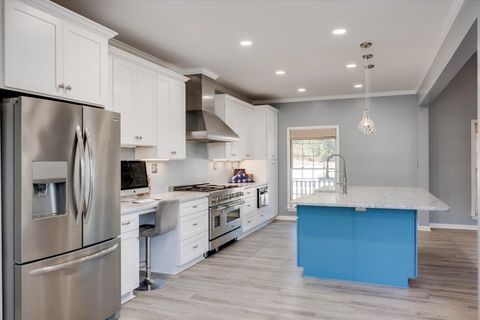 Tiny photo for 305 Kingfisher Point, Mc Cormick, SC 29835 (MLS # 215574)