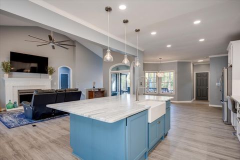 Tiny photo for 305 Kingfisher Point, Mc Cormick, SC 29835 (MLS # 215574)