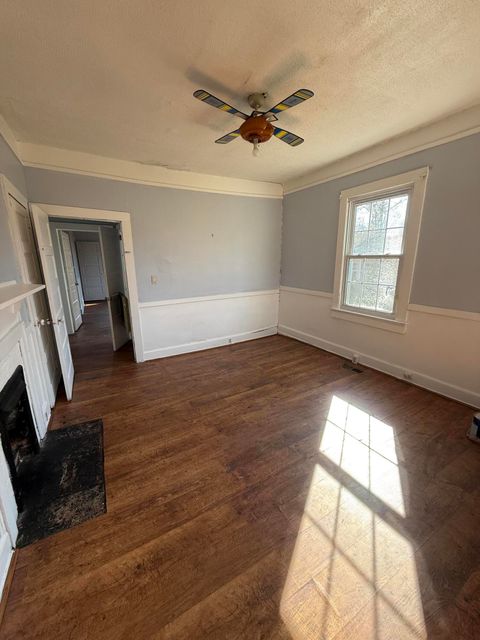 Tiny photo for 136 Mccary Street, Edgefield, SC 29824 (MLS # 220637)