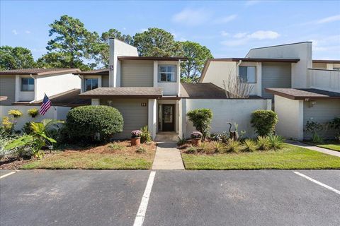 Photo of 5 Marsh Harbor Drive #5d, Beaufort, SC 29907 (MLS # 219903) Photo of 5 Marsh Harbor Drive #5d, Beaufort, SC 29907 (MLS # 219903)