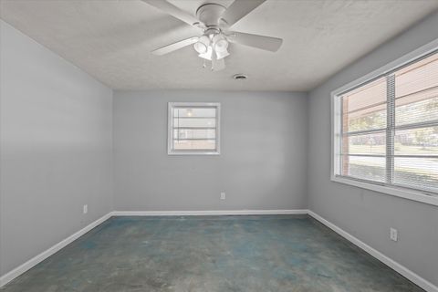 Tiny photo for 542 W Hugh Street W, North Augusta, SC 29841 (MLS # 220026)