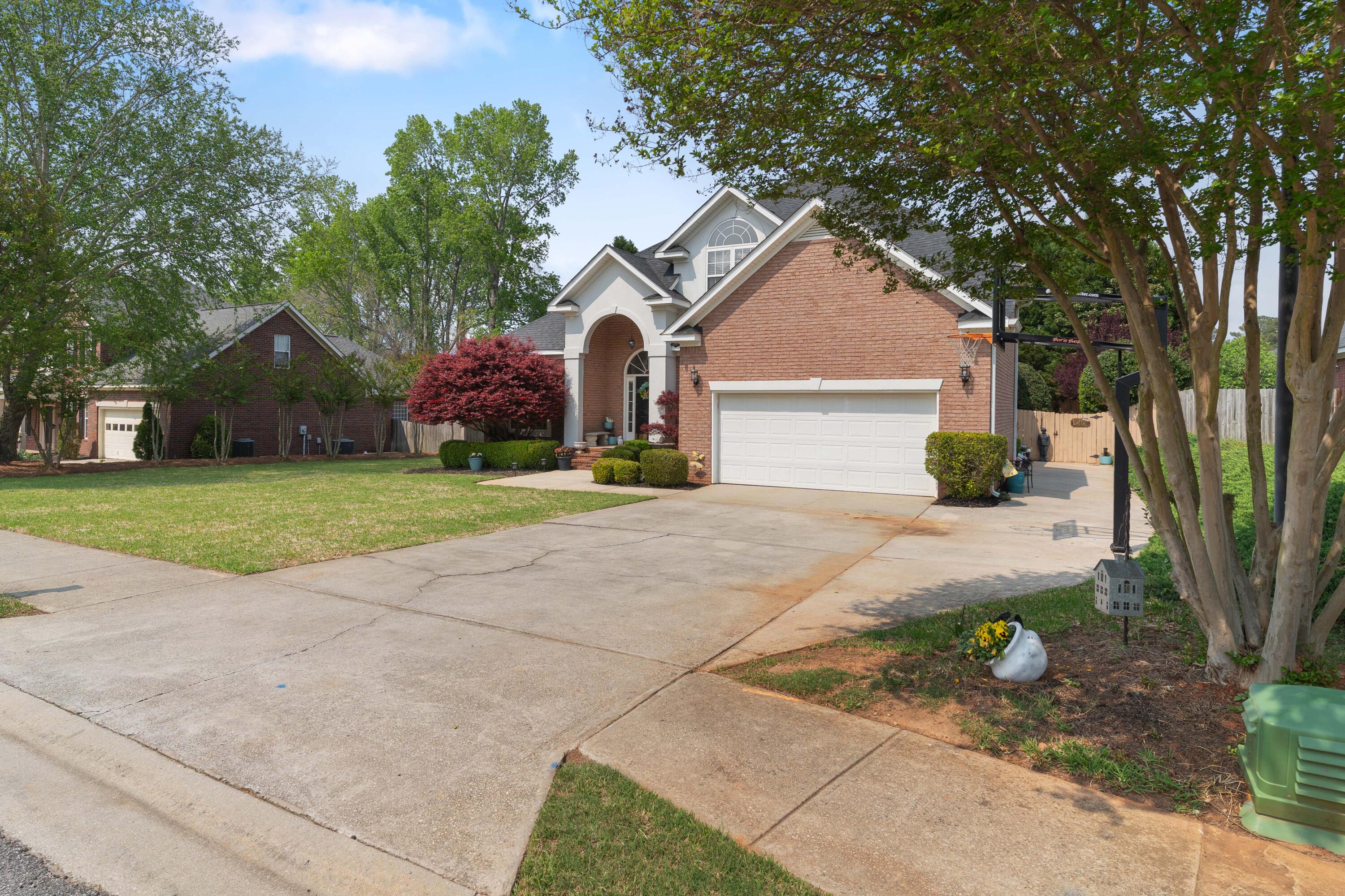 746 Avrett Circle