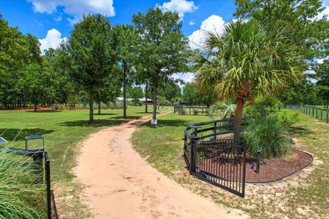 Tiny photo for 407 N Windsor Road, Windsor, SC 29856 (MLS # 216431)