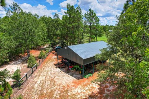 Tiny photo for 407 N Windsor Road, Windsor, SC 29856 (MLS # 216431)