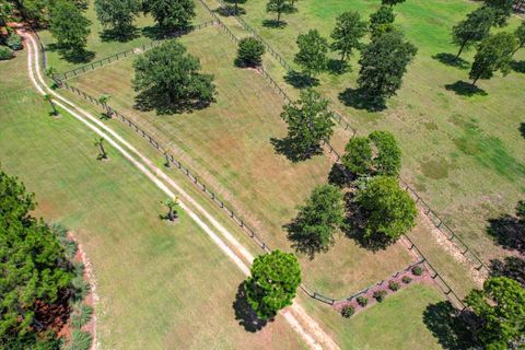Tiny photo for 407 N Windsor Road, Windsor, SC 29856 (MLS # 216431)