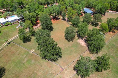 Tiny photo for 407 N Windsor Road, Windsor, SC 29856 (MLS # 216431)