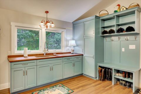 Tiny photo for 407 N Windsor Road, Windsor, SC 29856 (MLS # 216431)