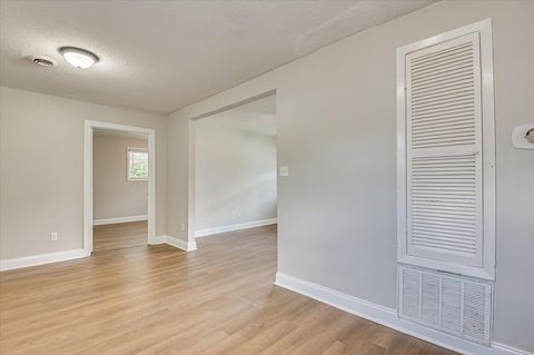 Tiny photo for 501 Edisto Drive, North Augusta, SC 29841 (MLS # 218271)