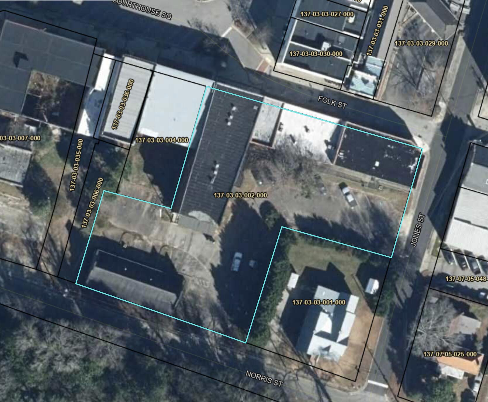 112 Courthouse Street