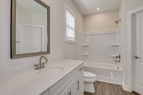 Tiny photo for 8 Belfast Court, North Augusta, SC 29860 (MLS # 216250)