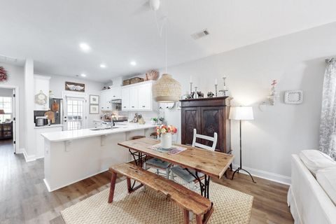 Tiny photo for 1806 Lowe Street, North Augusta, SC 29841 (MLS # 220947)