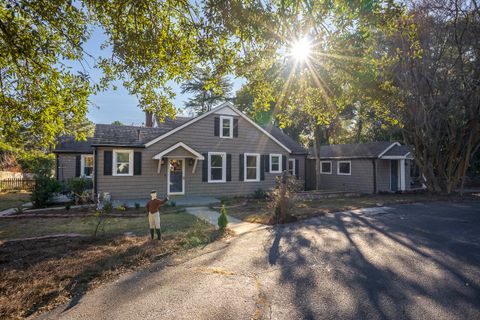 Photo of 3311 Forest Drive, Aiken, SC 29801 (MLS # 220504)