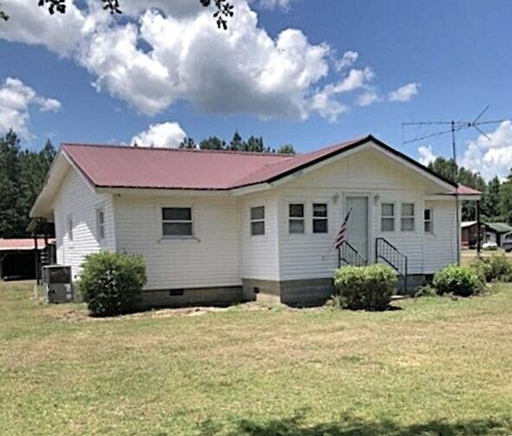 Photo for 187 Rambo Road, Allendale, SC 29810 (MLS # 218772)