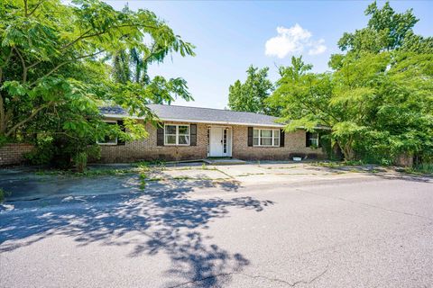Photo of 119 Crystal Lake Drive, North Augusta, SC 29841 (MLS # 223283)