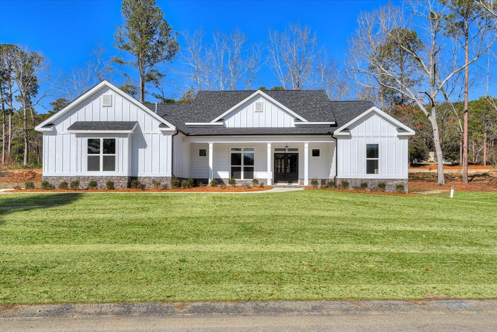 Photo for 1175 Birdie Place, Graniteville, SC 29829 (MLS # 212049)