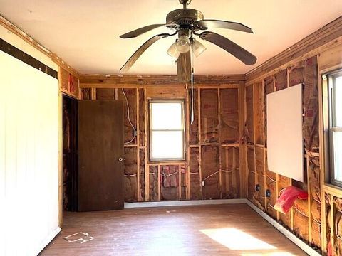 Tiny photo for 150 Keith Circle, Williston, SC 29853 (MLS # 221568)