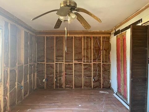 Tiny photo for 150 Keith Circle, Williston, SC 29853 (MLS # 221568)