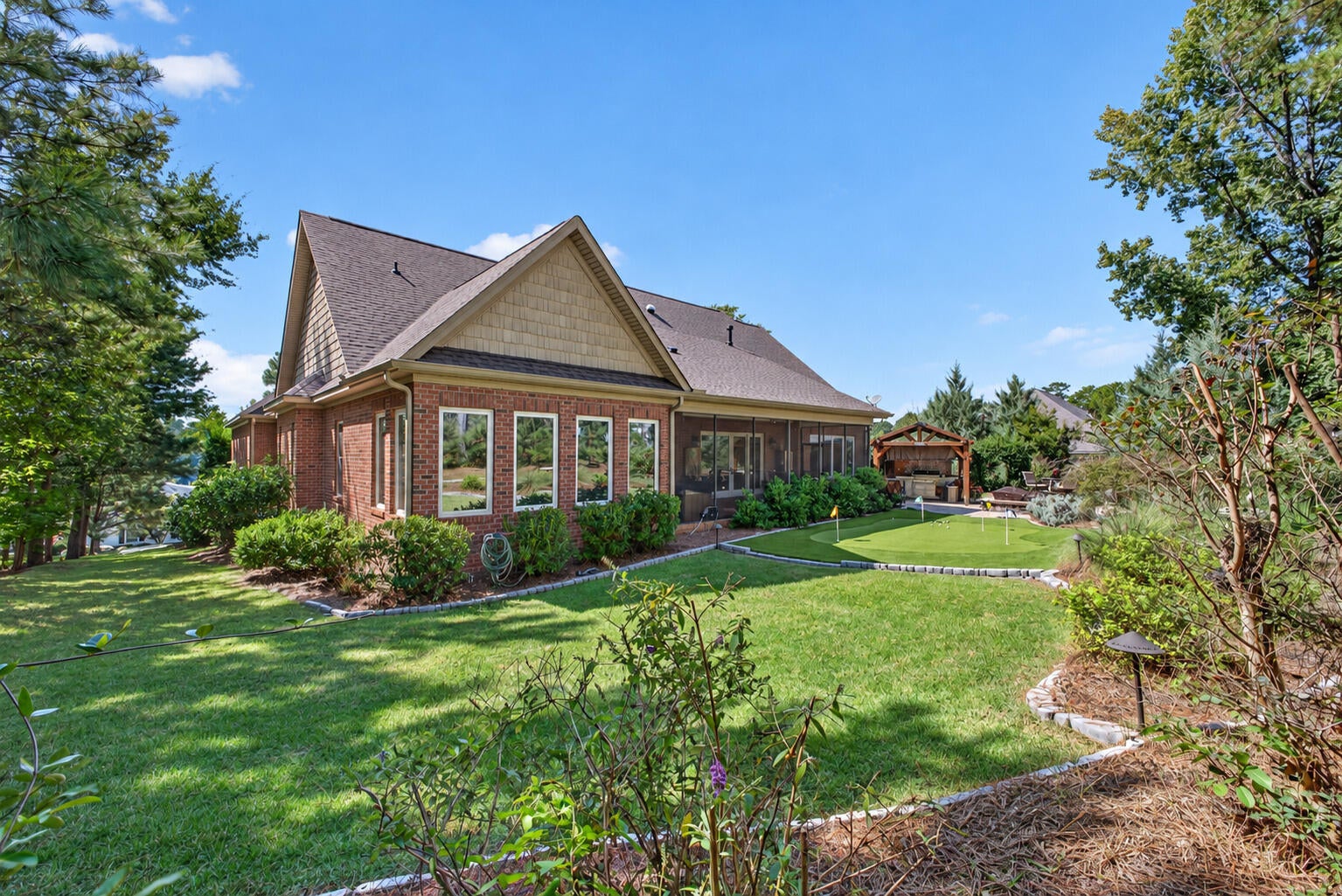 184 Lady Banks Road