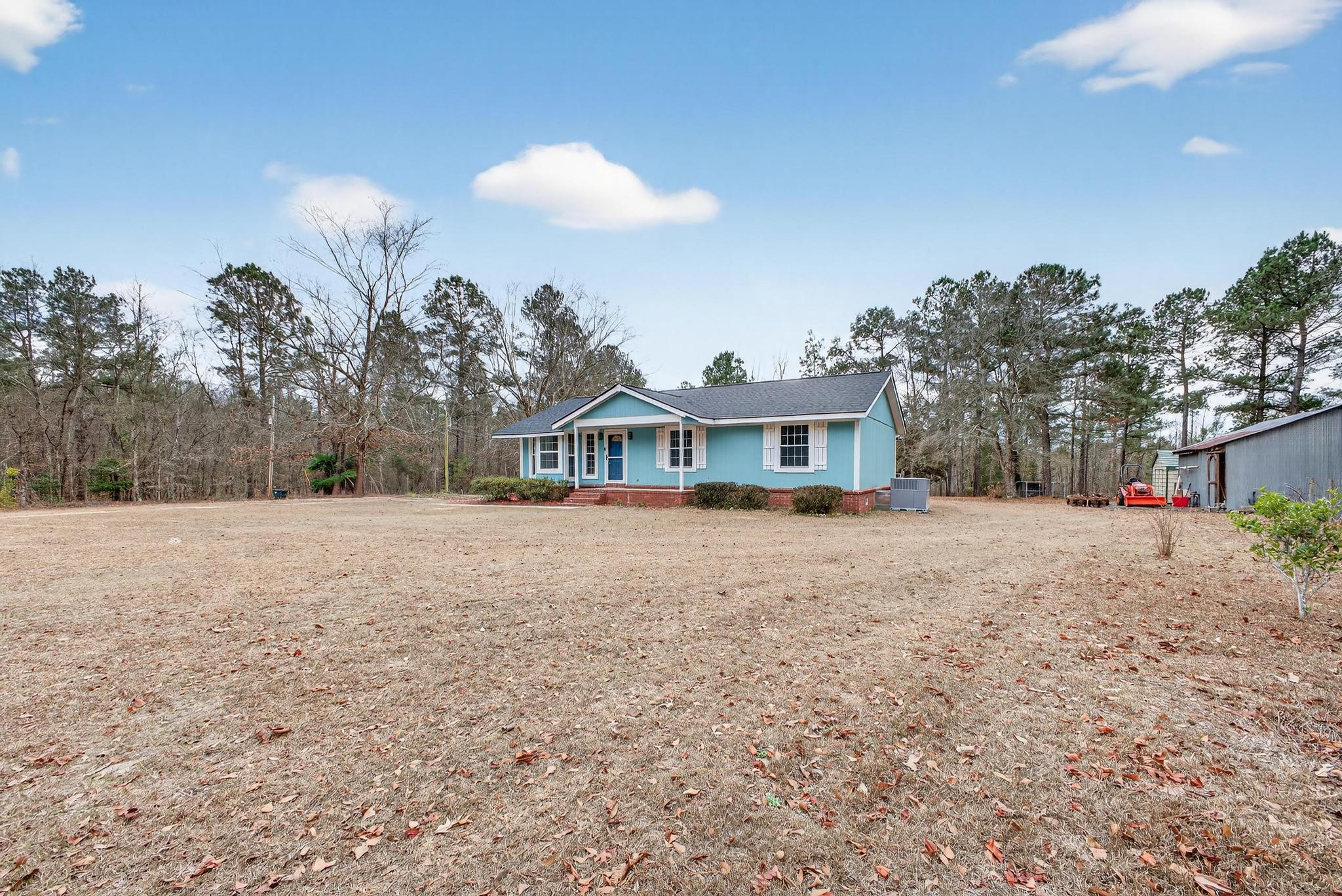 805 Long Branch Circle