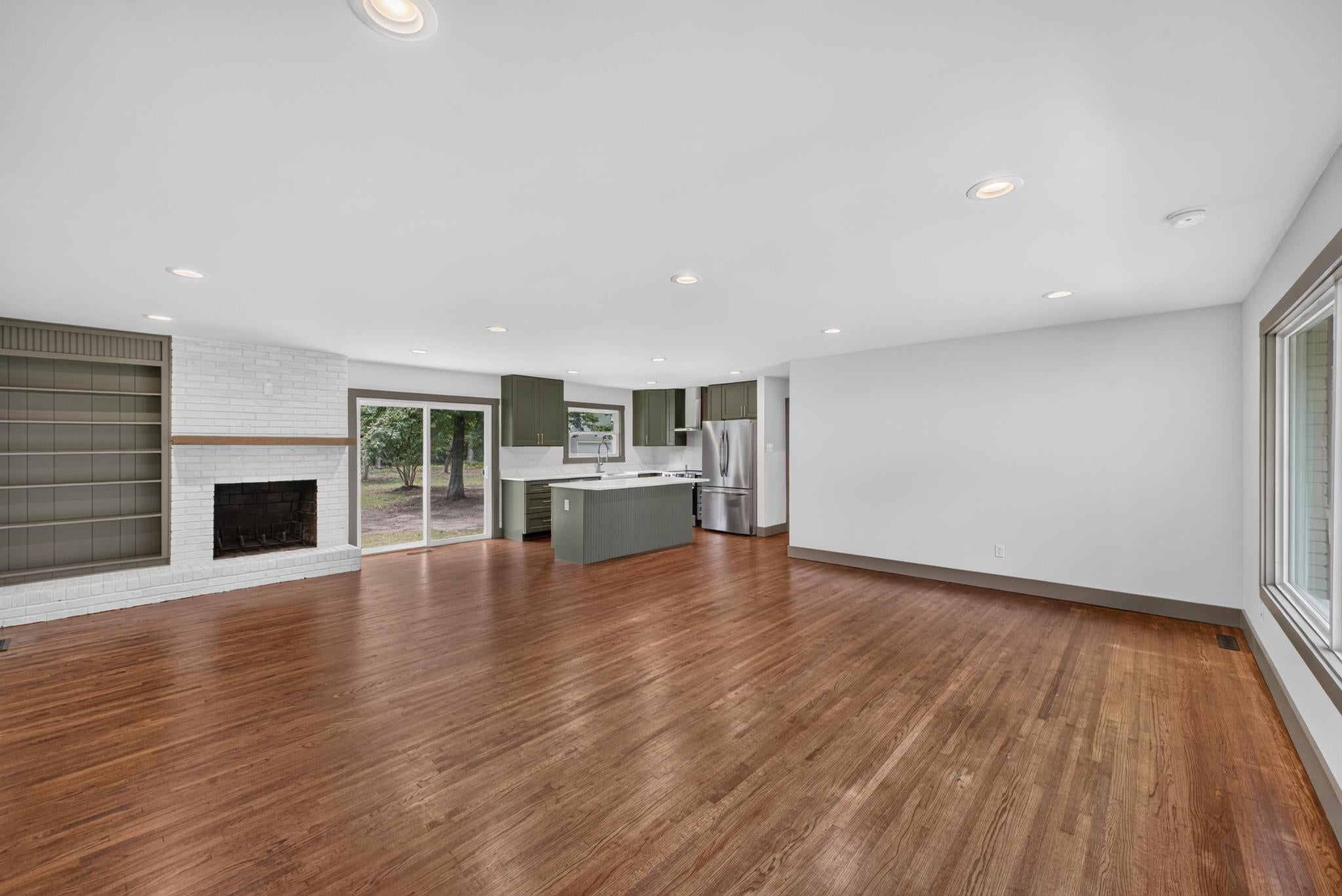 1425 Pine Log Road
