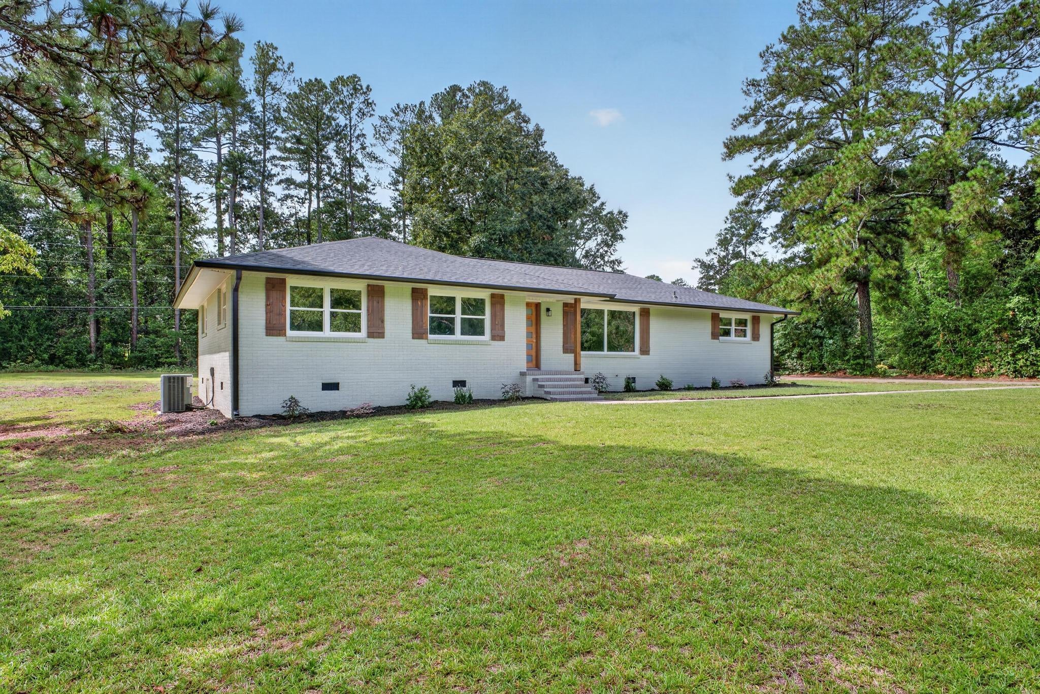 1425 Pine Log Road