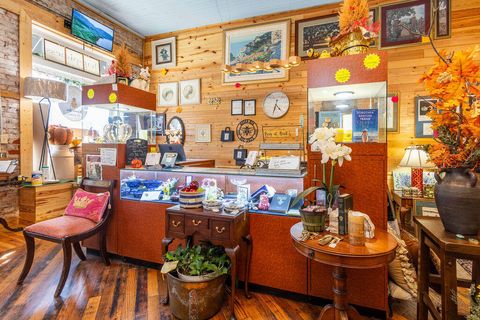 Tiny photo for 303 Main Street, Edgefield, SC 29824 (MLS # 219342)
