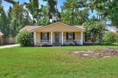 Photo of 3954 Willowood Road, Martinez, GA 30907 (MLS # 224921)