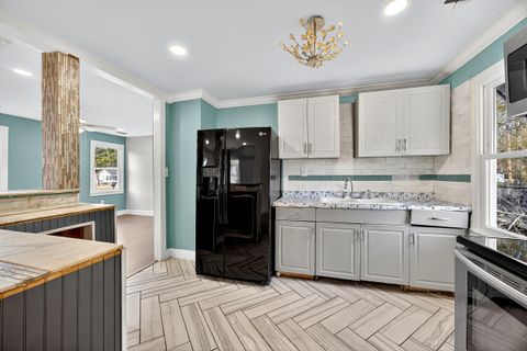 Tiny photo for 10 Spruce Street, Greenville, SC 29611 (MLS # 220590)