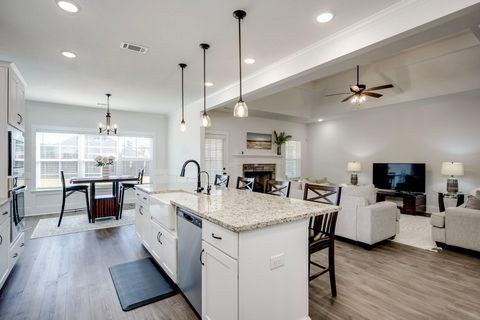 Tiny photo for 323 Bonhill Street, North Augusta, SC 29860 (MLS # 220425)