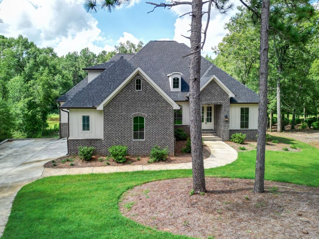 Photo for 191 Devonshire Drive, Aiken, SC 29803 (MLS # 217121)