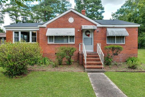 Photo of 256 Williamsburg Street NE, Aiken, SC 29801 (MLS # 219120) Photo of 256 Williamsburg Street NE, Aiken, SC 29801 (MLS # 219120)