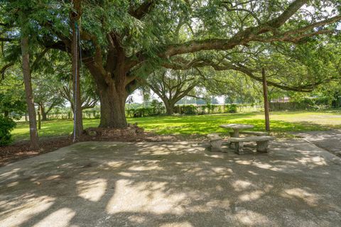 Tiny photo for 318 Summerland Avenue, Batesburg-Leesville, SC 29006 (MLS # 218016)