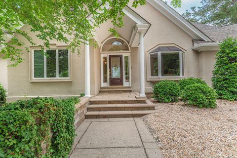 Photo of 30 Inverary Court, Aiken, SC 29803 (MLS # 223433)