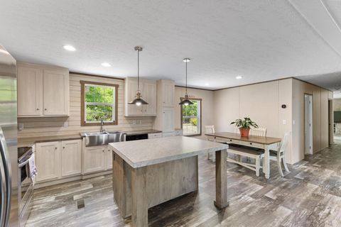 Tiny photo for 340 Springflower Road, Wagener, SC 29164 (MLS # 216951)