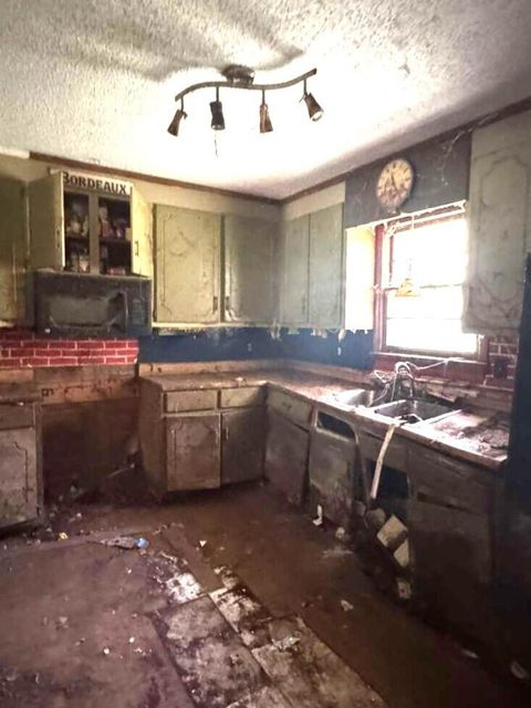Tiny photo for 1909 Agnew Road, Starr, SC 29684 (MLS # 219854)