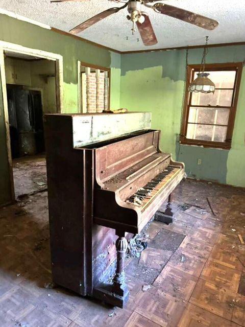 Tiny photo for 1909 Agnew Road, Starr, SC 29684 (MLS # 219854)