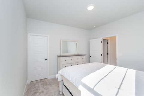 Tiny photo for 499 Parakeet Court, North Augusta, SC 29860 (MLS # 220009)