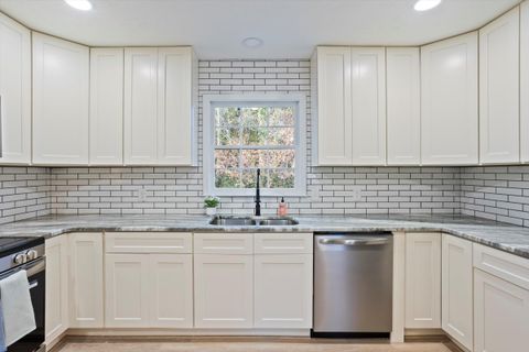 Tiny photo for 5 Rosemary Drive, Aiken, SC 29803 (MLS # 221354)