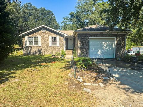 Photo of 389 Skyland Farm Road, Williston, SC 29853 (MLS # 219397) Photo of 389 Skyland Farm Road, Williston, SC 29853 (MLS # 219397)