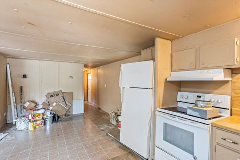 Tiny photo for 92 Alex Lane, Bamberg, SC 29003 (MLS # 218353)