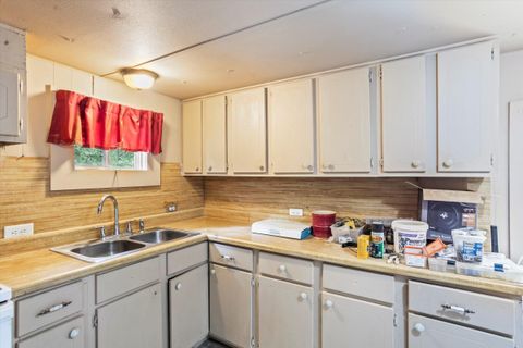 Tiny photo for 92 Alex Lane, Bamberg, SC 29003 (MLS # 218353)