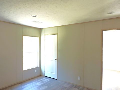 Tiny photo for 818 White Pond Road, Williston, SC 29853 (MLS # 216279)