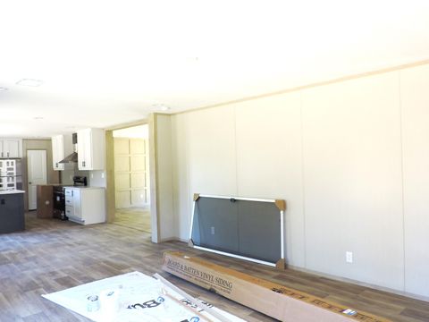 Tiny photo for 818 White Pond Road, Williston, SC 29853 (MLS # 216279)
