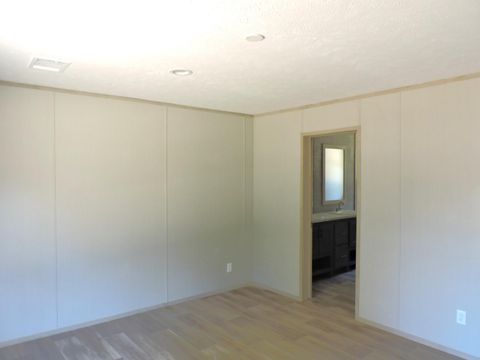 Tiny photo for 818 White Pond Road, Williston, SC 29853 (MLS # 216279)