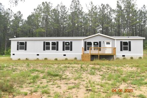 Photo of 818 White Pond Road, Williston, SC 29853 (MLS # 216279) Photo of 818 White Pond Road, Williston, SC 29853 (MLS # 216279)