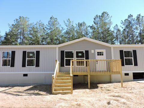 Tiny photo for 818 White Pond Road, Williston, SC 29853 (MLS # 216279)