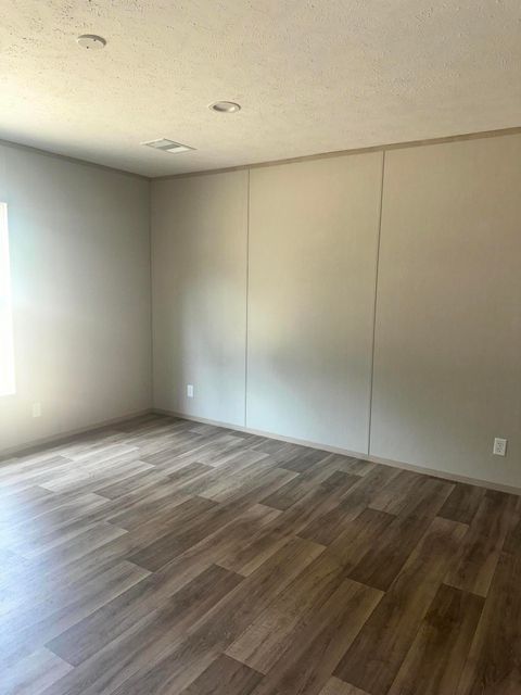 Tiny photo for 818 White Pond Road, Williston, SC 29853 (MLS # 216279)