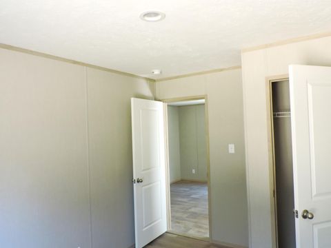 Tiny photo for 818 White Pond Road, Williston, SC 29853 (MLS # 216279)