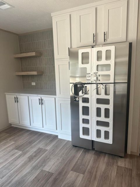Tiny photo for 818 White Pond Road, Williston, SC 29853 (MLS # 216279)