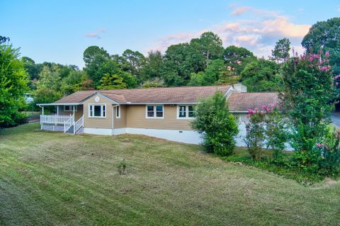 Photo of 930 Edisto Avenue, Aiken, SC 29801 (MLS # 219411) Photo of 930 Edisto Avenue, Aiken, SC 29801 (MLS # 219411)